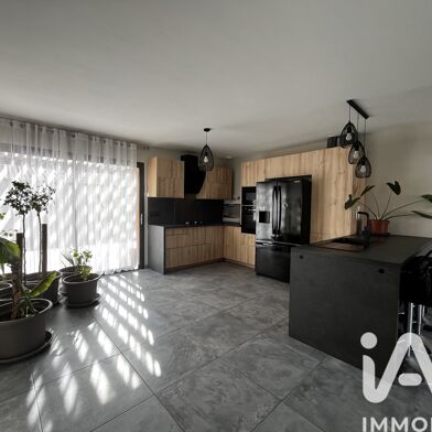 Maison 3 pièces 235000 €