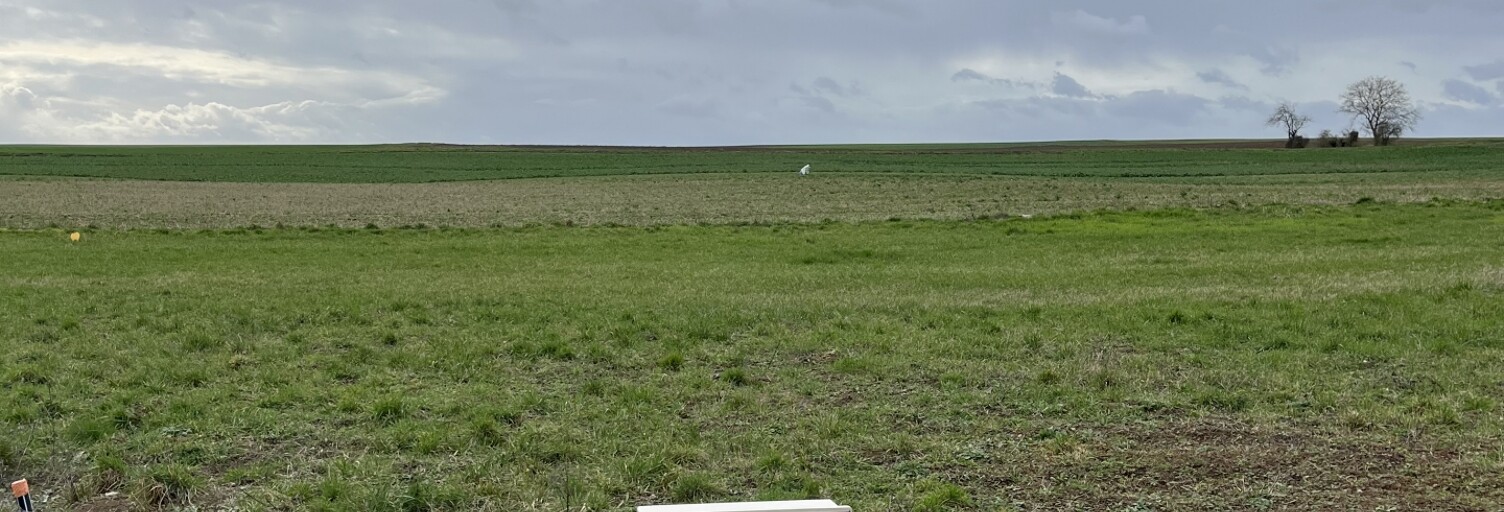 Terrain  707 m² à vendre à Cravant (45190)