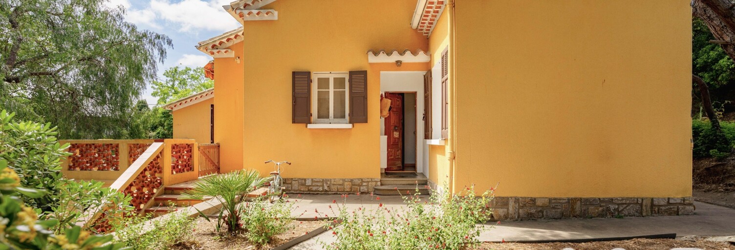 Maison 5 Pièces 140 m² à vendre à Hyères (83400)