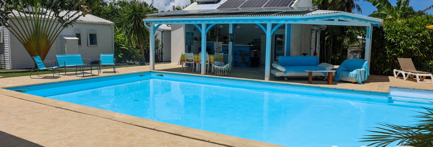 Maison 18 Pièces 220 m² à vendre à Saint-François (97118)
