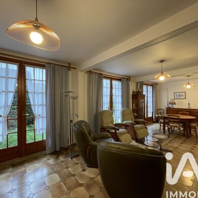 Maison 4 pièces 300000 €