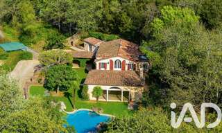 Maison 9 Pièces 380 m² à vendre à Cogolin (83310)