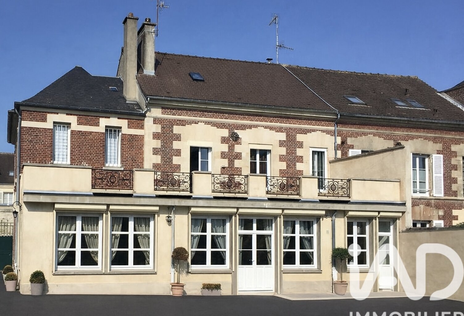 Vente Maison de ville 9 pièces — photo 1