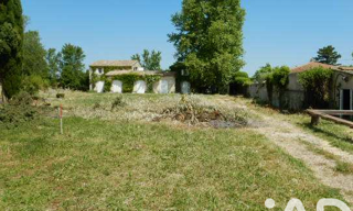 Terrain  452 m² à vendre à Saint-Saturnin-lès-Avignon (84450)