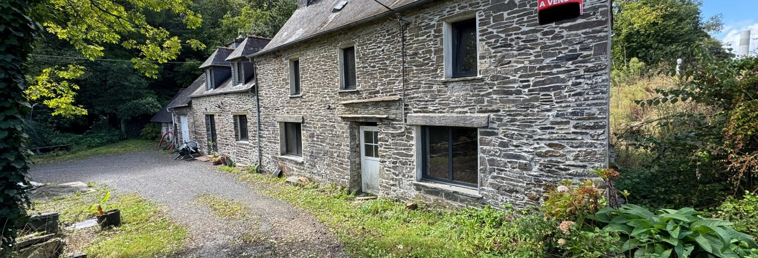 Maison 8 Pièces 130 m² à vendre à Pont-de-Buis-lès-Quimerch (29590)