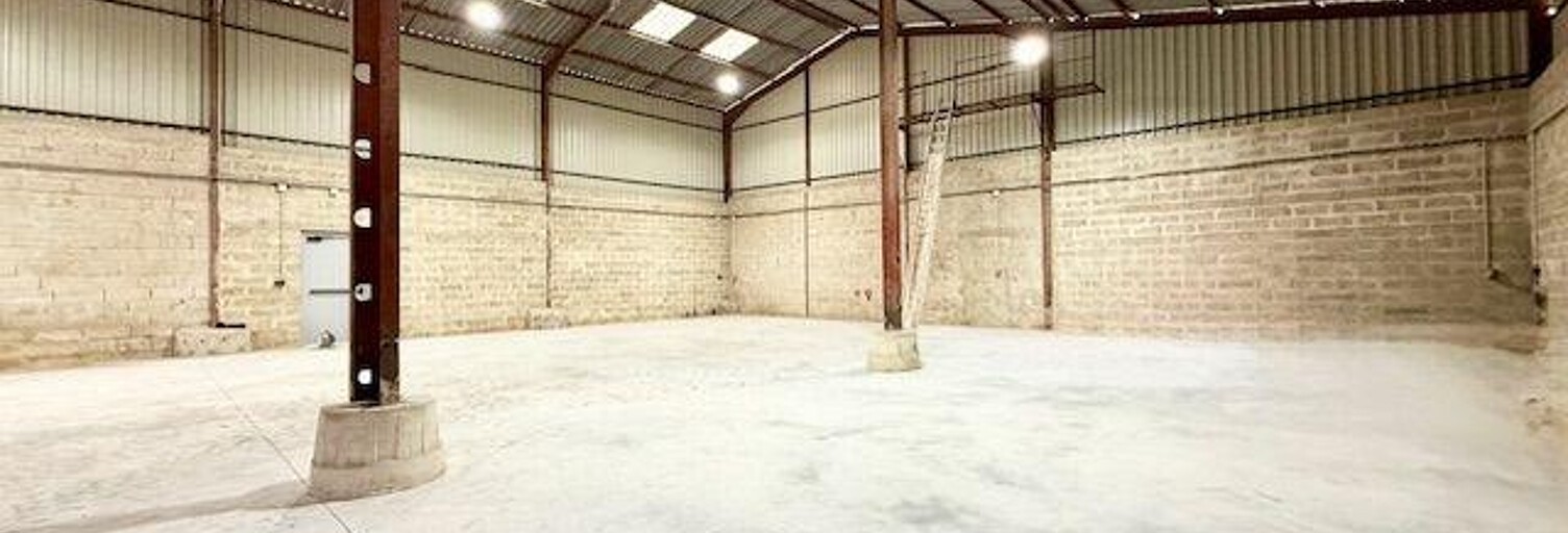 Commerce  993 m² à louer à Pontpoint (60700)