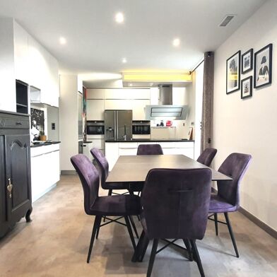 Maison 8 pièces 399000 €