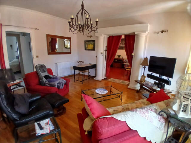 VENTE - APPARTEMENT - 112 M2 - 5 PIECES - ALES — photo du bien