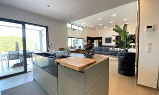 Maison 7 Pièces 240 m² à vendre à Lansargues (34130)