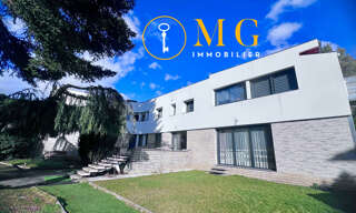 Maison 9 Pièces 348 m² à vendre à Digne-les-Bains (04000)