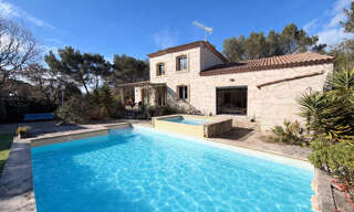 Maison 5 Pièces 182 m² à vendre à Nîmes (30000)