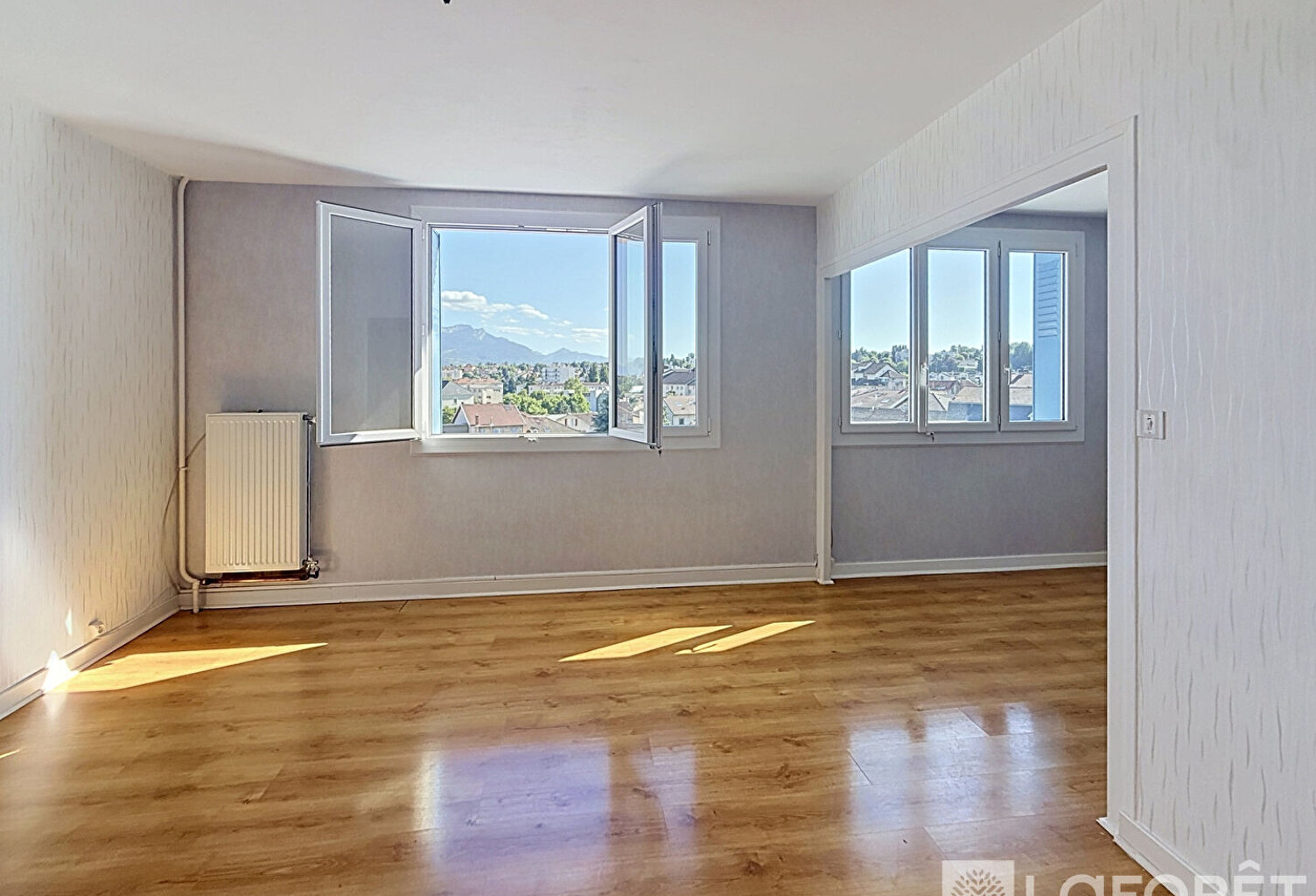 Appartement Voiron 5 pièce(s) — photo 1