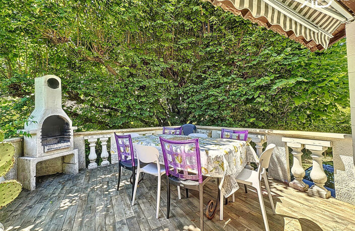 Maison de 115 m² sur un terrain de 900 m² à THUEYTS — photo 2
