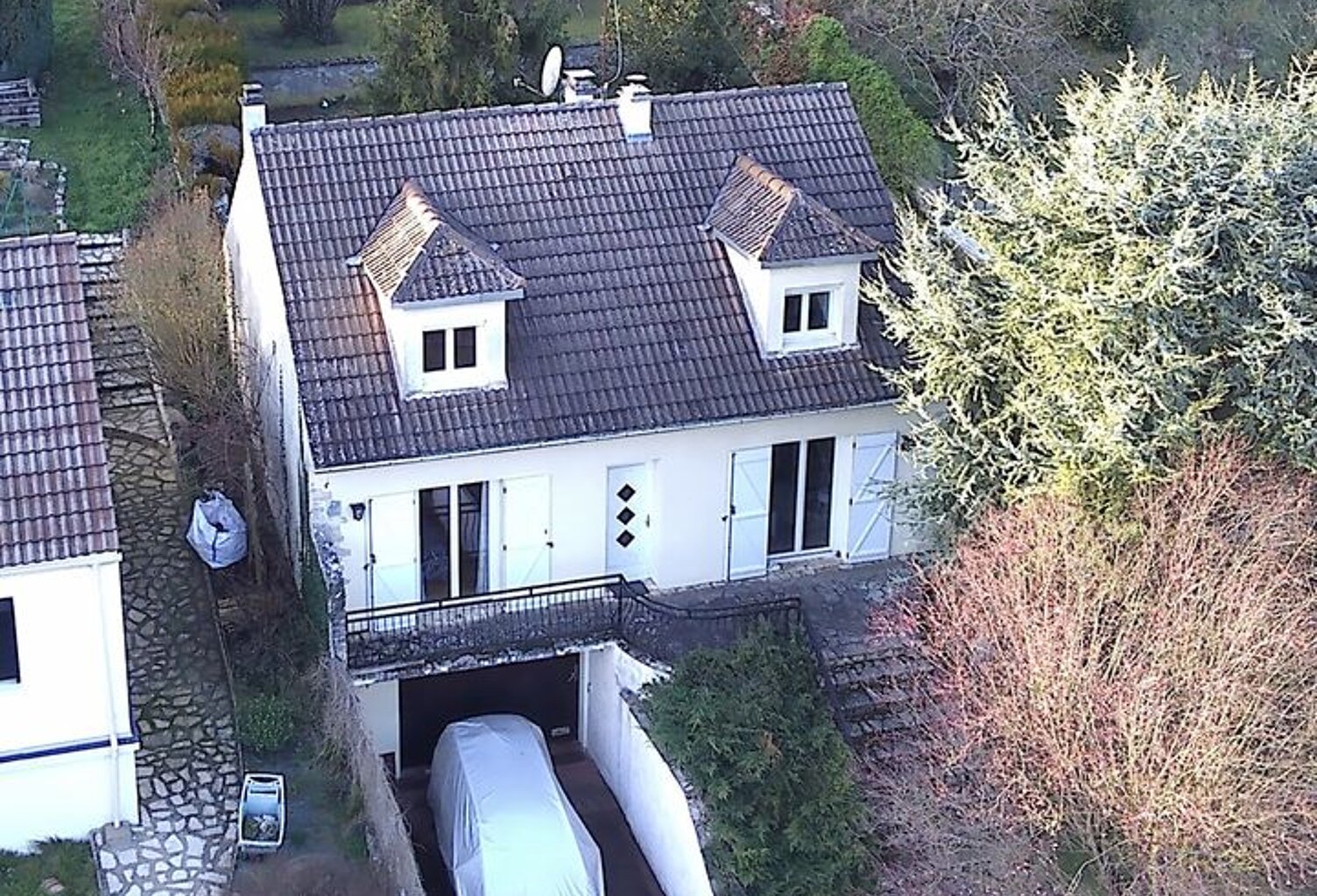 Maison 4 chambres avec sous-sol total — photo 1