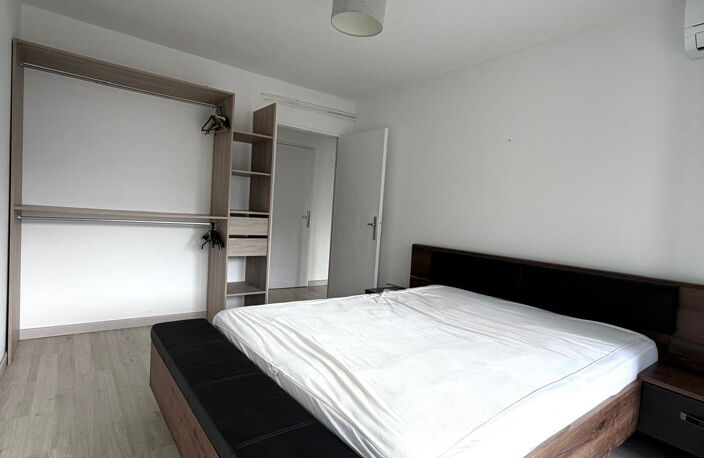 VERTEFEUILLE - MAGNIFIQUE APPARTEMENT T3/4 vue dégagée — photo 3