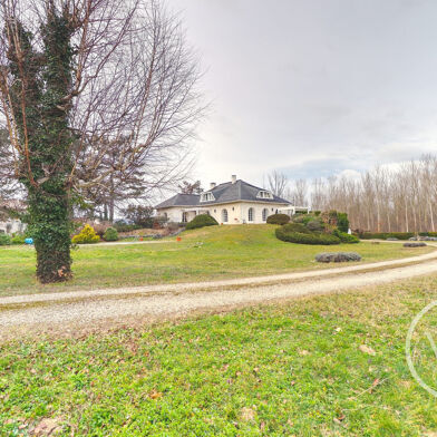 Maison 7 pièces 495000 €