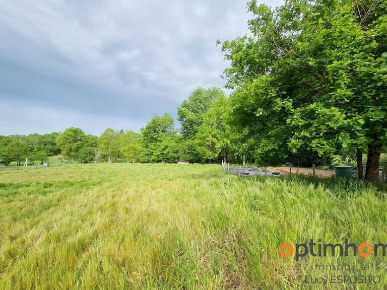 Terrain constructible à vendre — Exideuil-sur-Vienne (Charente) — photo 1