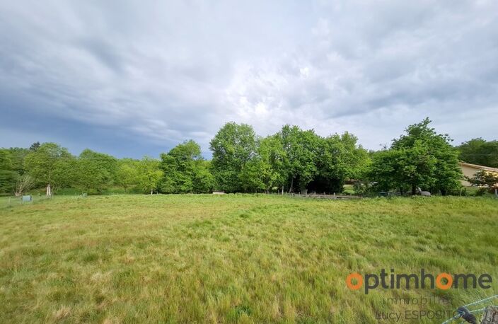 Terrain constructible à vendre — Exideuil-sur-Vienne (Charente) — photo 4