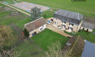 Maison 7 Pièces 222 m² à vendre à Luché-Pringé (72800)