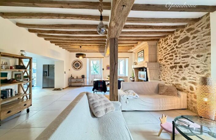 Maison de Maître XIXe – 220 m² – 1,6 ha – Dépendances & Installations Équestres – Environnement Préservé — photo 2