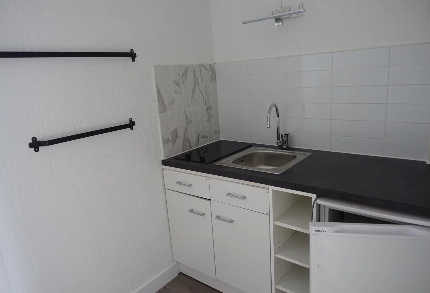 STUDIO - GRENOBLE (CHORRIER-BERRIAT) — photo 1