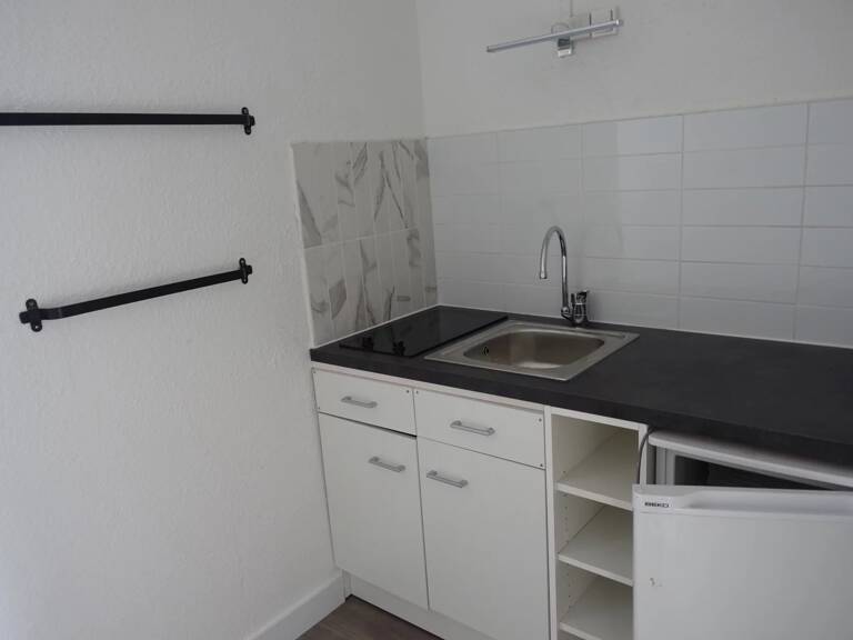 STUDIO - GRENOBLE (CHORRIER-BERRIAT) — photo 1