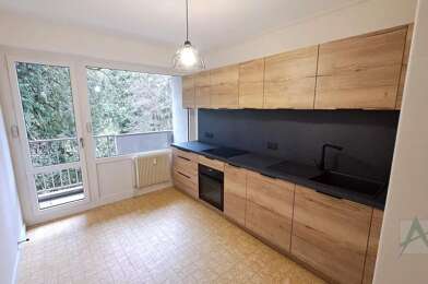 Appartement 2 pièces 890 €