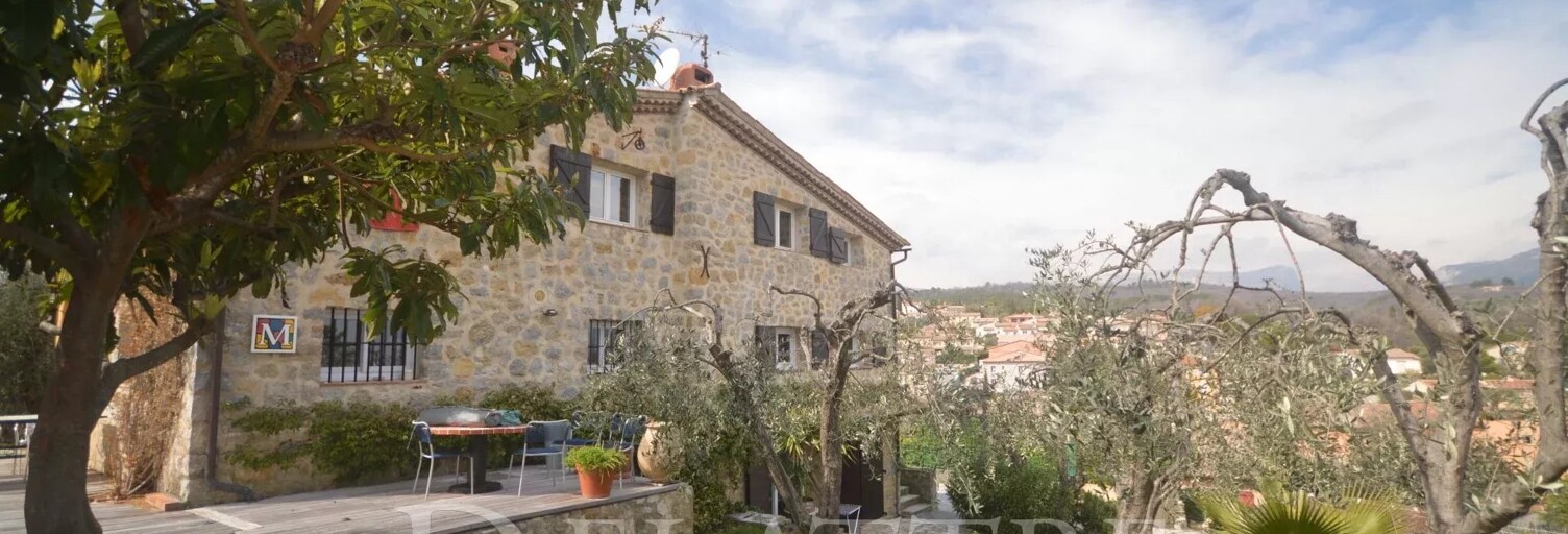 Maison 8 Pièces 232 m² à vendre à Le Rouret (06650)