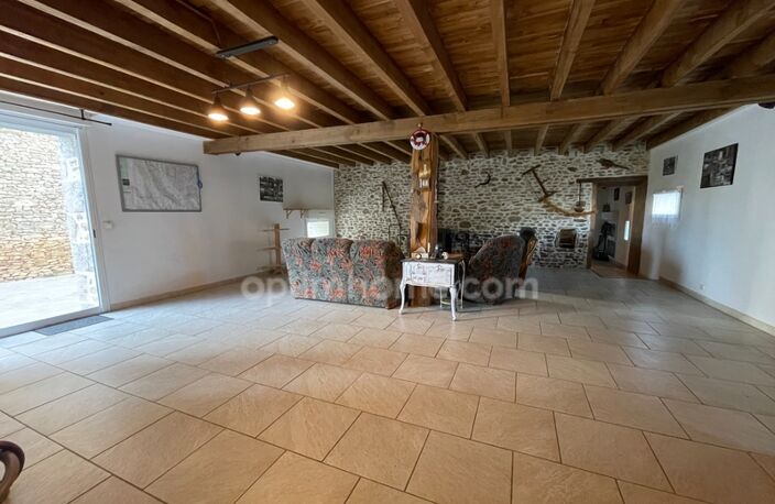 Belle maison en pierre 5 chambres, avec jardin clos et garage — photo 4