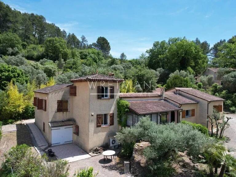 Villa provençale avec dépendance et grand terrain arboré – Le Lu — photo 1