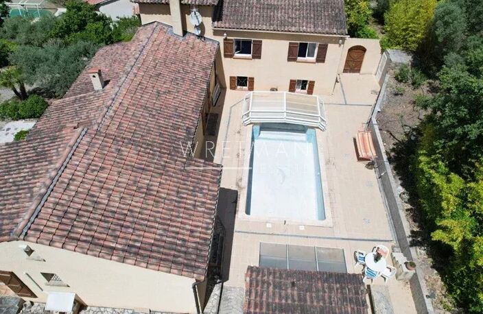 Villa provençale avec dépendance et grand terrain arboré – Le Lu — photo 2