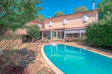 Maison 14 pièces 395000 €