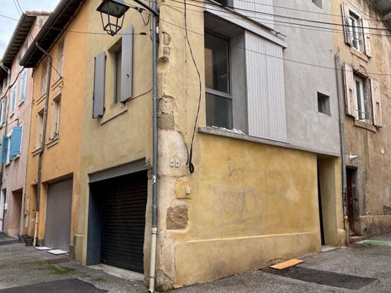 Maison de rue en centre ville avec garage — photo 1