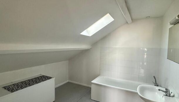 Appartement 2 pièces  à louer Chatuzange-le-Goubet 26300