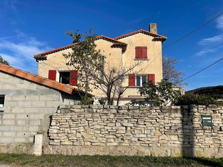À vendre maison avec deux logements et terrain détachable sur Savasse — photo 1