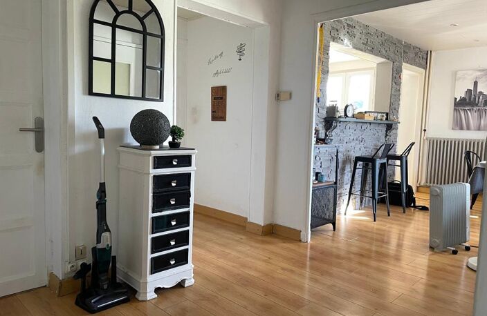 À vendre maison avec deux logements et terrain détachable sur Savasse — photo 3