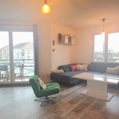 Appartement 3 pièces 1050 €