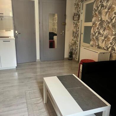 Appartement 2 pièces 865 €