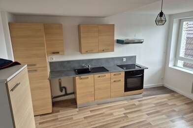 Appartement 4 pièces 750 €