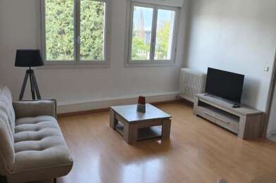 Appartement 3 pièces 920 €