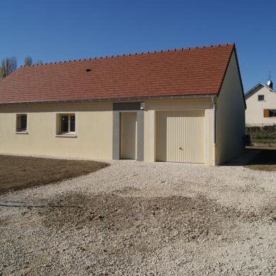 Maison 4 pièces 1085 €