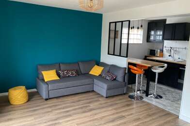 Appartement 3 pièces 890 €