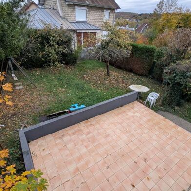 Maison 5 pièces 2750 €