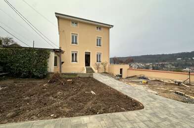 Maison 7 pièces 1325 €