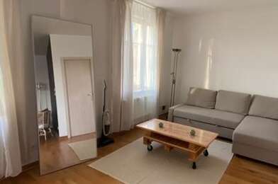 Appartement 2 pièces 885 €