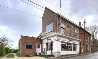 Immeuble  738 m² à vendre à Neuville-en-Ferrain (59960)