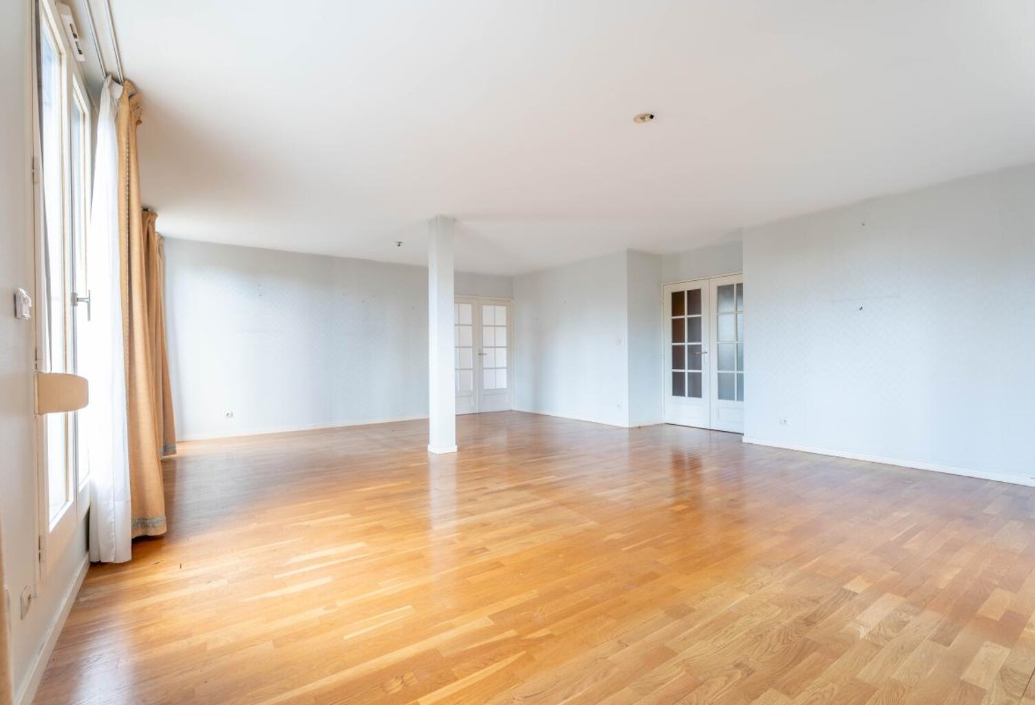 Appartement À Vendre — photo 1