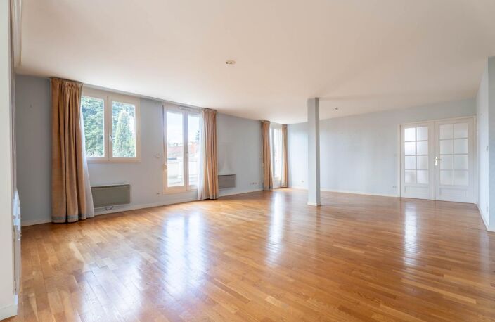 Appartement À Vendre — photo 2