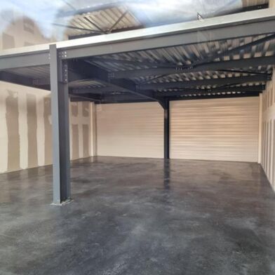 Local industriel  3047 €