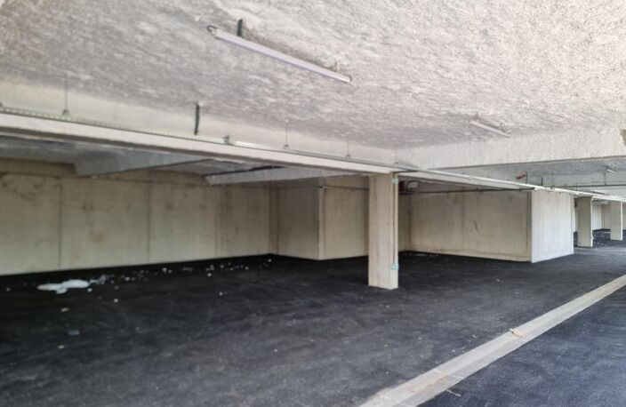 Bien Commercial À Louer — photo 3